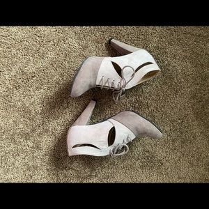 Two toned taupe Suede oxford high heels